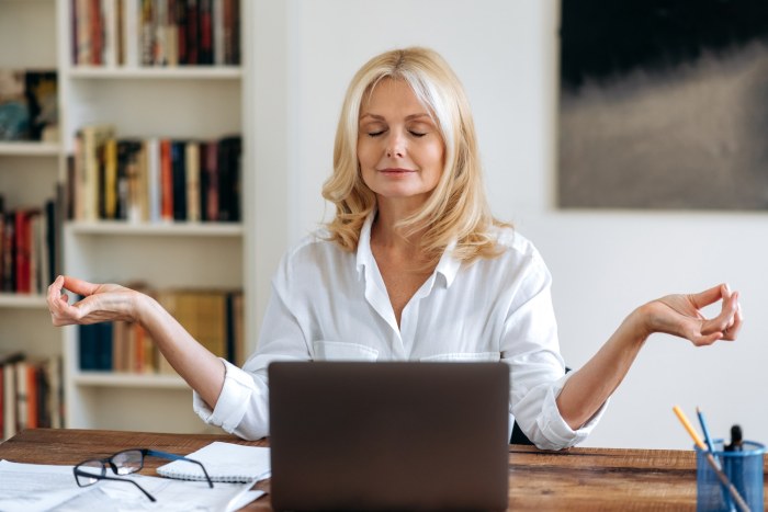 10 Tips for Incorporating Meditation Into Work